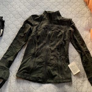 Define Camo Jacket by Lulu 🍋 Size 8